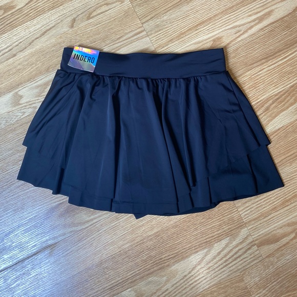 NWT!Pickle Ball skirt w-built in shorts Black size Medium - Picture 7 of 11